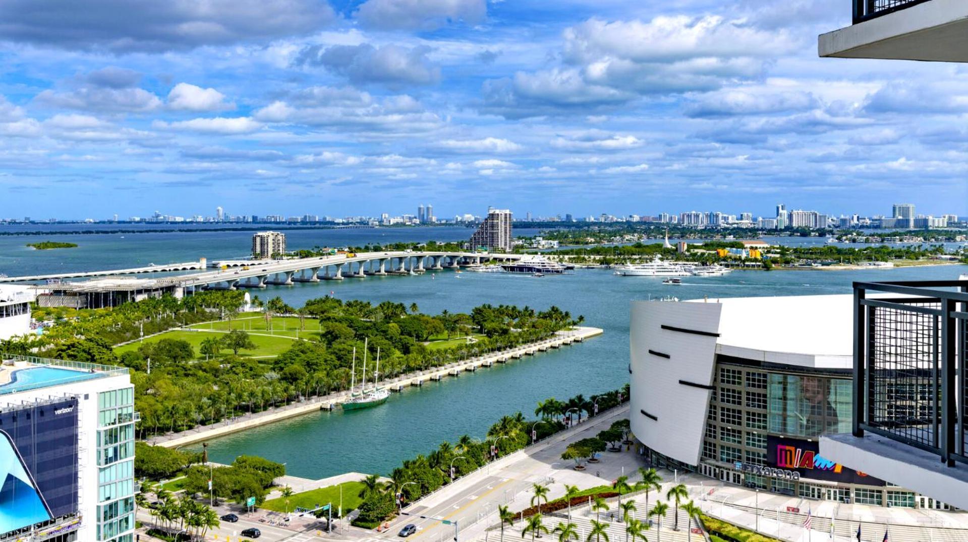 Experience The Perfect Miami Life!! Centrally Located Luxury Condo! Luaran gambar